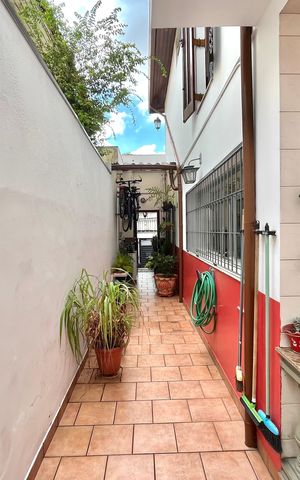 Casa à venda com 143m², 4 quartos e 2 vagas Casa à venda com 143m², 4 quartos e 2 vagasQuintal