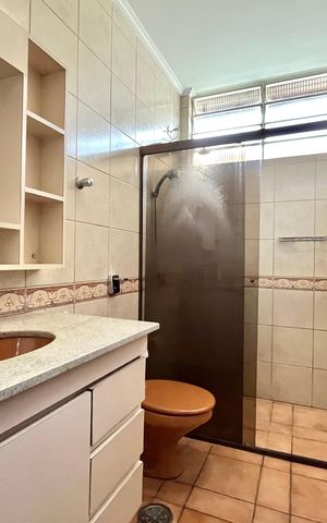 Casa à venda com 143m², 4 quartos e 2 vagas Casa à venda com 143m², 4 quartos e 2 vagasBanheiro