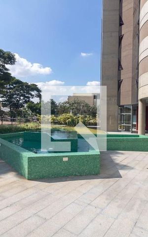 Apartamento à venda com 135m², 2 quartos e 3 vagas Apartamento à venda com 135m², 2 quartos e 3 vagasÁrea externa