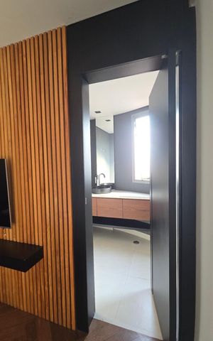 Apartamento à venda com 135m², 2 quartos e 3 vagas Apartamento à venda com 135m², 2 quartos e 3 vagasQuarto