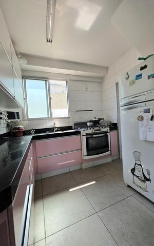 Apartamento à venda com 216m², 3 quartos e 4 vagas Apartamento à venda com 216m², 3 quartos e 4 vagasCozinha