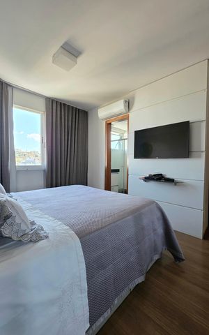 Apartamento à venda com 216m², 3 quartos e 4 vagas Apartamento à venda com 216m², 3 quartos e 4 vagasQuarto
