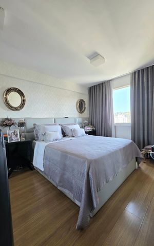 Apartamento à venda com 216m², 3 quartos e 4 vagas Apartamento à venda com 216m², 3 quartos e 4 vagasQuarto