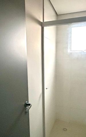 Apartamento à venda com 46m², 2 quartos e 1 vaga Apartamento à venda com 46m², 2 quartos e 1 vagaBanheiro