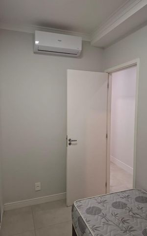 Apartamento à venda com 72m², 3 quartos e 2 vagas Apartamento à venda com 72m², 3 quartos e 2 vagasQuarto