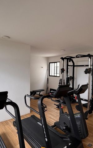 Apartamento para alugar com 45m², 2 quartos e 1 vaga Apartamento para alugar com 45m², 2 quartos e 1 vagaÁrea comum - Academia
