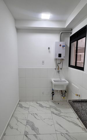Apartamento para alugar com 45m², 2 quartos e 1 vaga Apartamento para alugar com 45m², 2 quartos e 1 vagaCozinha e Área de Serviço