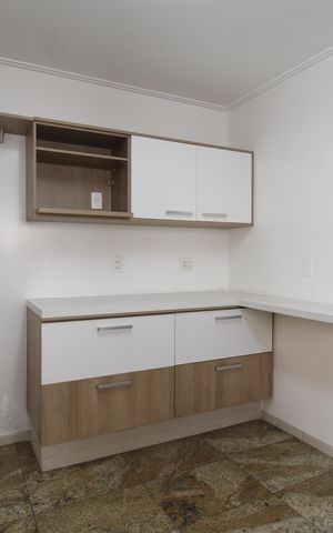 Apartamento à venda com 236m², 4 quartos e 4 vagasCozinha