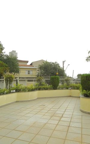 Apartamento para alugar com 68m², 2 quartos e 1 vagaQuarto 1 - Vista 