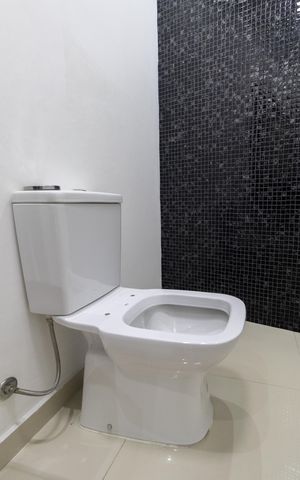Casa para alugar com 300m², 4 quartos e 5 vagas Casa para alugar com 300m², 4 quartos e 5 vagasLavabo