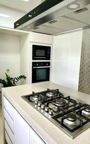 Apartamento para alugar com 136m², 3 quartos e 2 vagas Apartamento para alugar com 136m², 3 quartos e 2 vagasCozinha