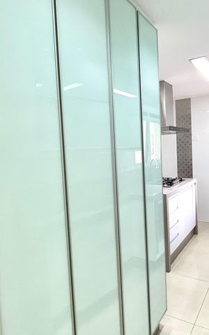 Apartamento para alugar com 136m², 3 quartos e 2 vagas Apartamento para alugar com 136m², 3 quartos e 2 vagasCozinha