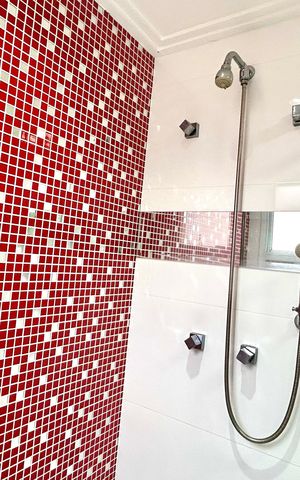 Apartamento para alugar com 136m², 3 quartos e 2 vagas Apartamento para alugar com 136m², 3 quartos e 2 vagasBanheiro 2