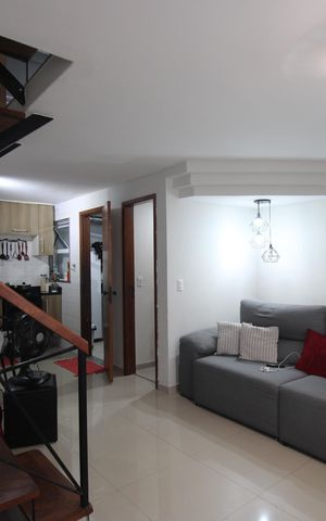 Casa de condomínio para alugar com 95m², 3 quartos e 1 vagaSala