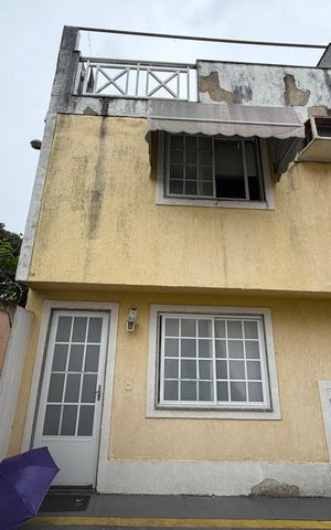Casa de condomínio para alugar com 95m², 3 quartos e 1 vagaFachada 