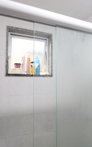 Casa de condomínio para alugar com 95m², 3 quartos e 1 vagaBanheiro da suíte 1