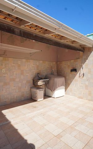 Casa para alugar com 250m², 4 quartos e 2 vagasÁrea de Serviço 
