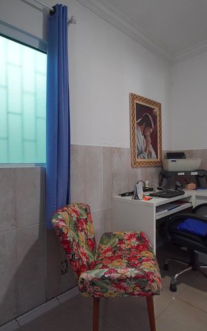 Casa para alugar com 250m², 4 quartos e 2 vagasEscritório 