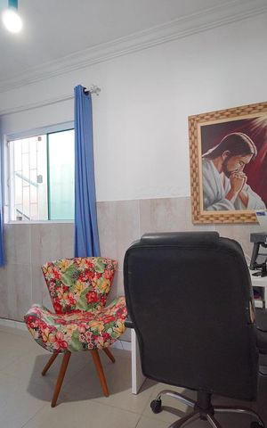 Casa para alugar com 250m², 4 quartos e 2 vagasEscritório 