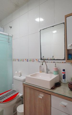 Casa para alugar com 250m², 4 quartos e 2 vagasBanheiro Social