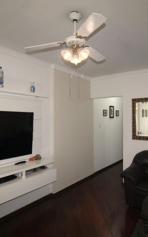 Apartamento à venda com 74m², 2 quartos e 1 vagaSala