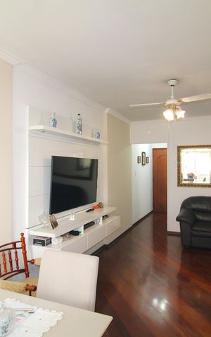 Apartamento à venda com 74m², 2 quartos e 1 vagaSala