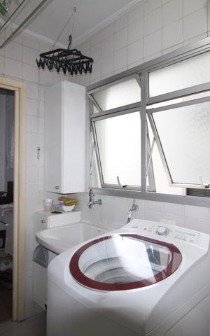 Apartamento à venda com 74m², 2 quartos e 1 vagaÁrea de Serviço