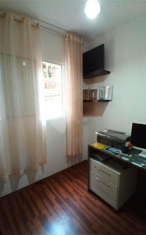 Casa à venda com 100m², 3 quartos e 2 vagas