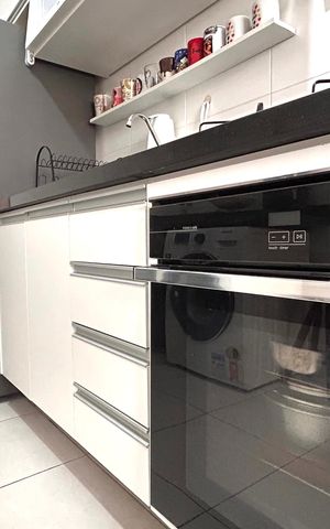 Apartamento à venda com 28m², 1 quarto e sem vaga Apartamento à venda com 28m², 1 quarto e sem vagaCozinha e Área de Serviço
