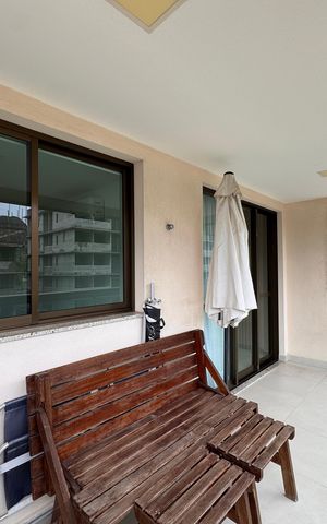 Apartamento para alugar com 75m², 2 quartos e 1 vagaVaranda