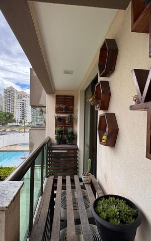 Apartamento para alugar com 75m², 2 quartos e 1 vagaVaranda