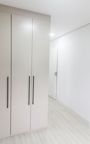 Apartamento à venda com 55m², 2 quartos e 2 vagas Apartamento à venda com 55m², 2 quartos e 2 vagasSuíte