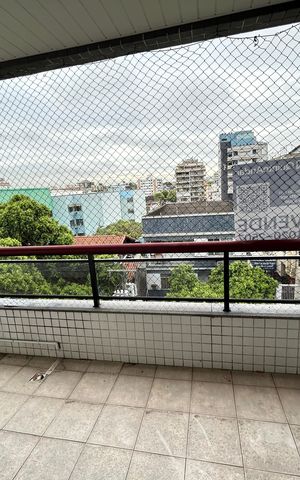 Apartamento à venda com 84m², 2 quartos e 1 vagaVaranda da sala