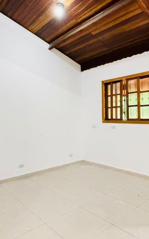 Casa para alugar com 130m², 3 quartos e 4 vagas Casa para alugar com 130m², 3 quartos e 4 vagasSala