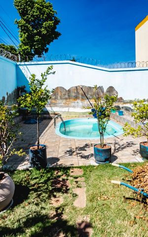 Casa à venda com 386m², 4 quartos e 4 vagasPiscina