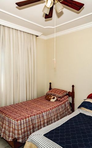 Casa à venda com 386m², 4 quartos e 4 vagasQuarto 2