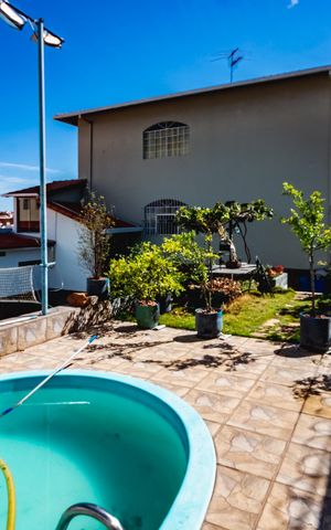 Casa à venda com 386m², 4 quartos e 4 vagasPiscina