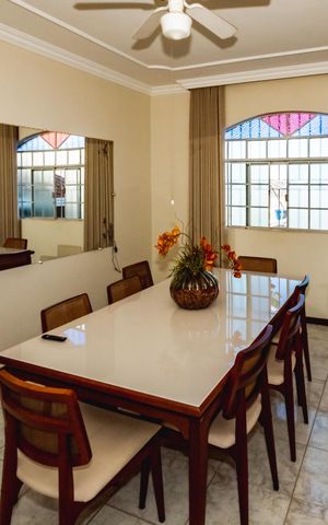 Casa à venda com 386m², 4 quartos e 4 vagasSala de Jantar