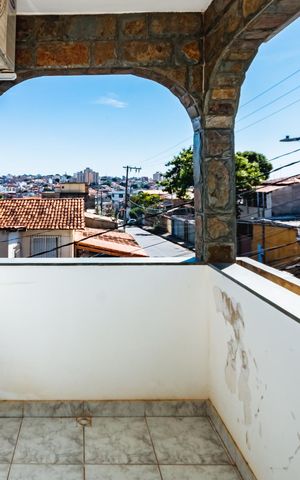 Casa à venda com 386m², 4 quartos e 4 vagasVaranda do Quarto 3