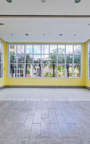Apartamento à venda com 97m², 2 quartos e 2 vagas Apartamento à venda com 97m², 2 quartos e 2 vagasÁrea comum - Salão de festas