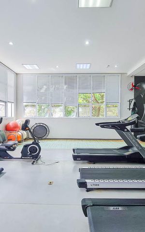 Apartamento à venda com 97m², 2 quartos e 2 vagas Apartamento à venda com 97m², 2 quartos e 2 vagasÁrea comum - Academia
