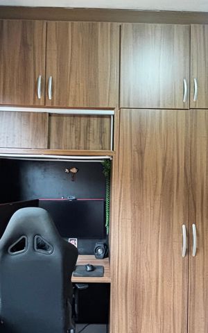 Casa à venda com 223m², 4 quartos e 2 vagas Casa à venda com 223m², 4 quartos e 2 vagasQuarto 2