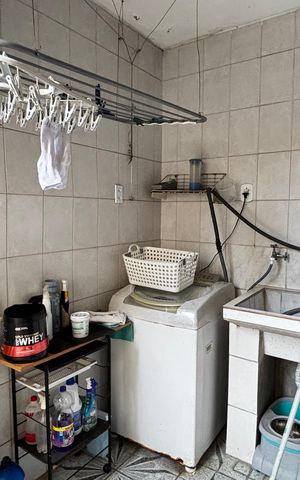 Casa à venda com 223m², 4 quartos e 2 vagas Casa à venda com 223m², 4 quartos e 2 vagasÁrea de Serviço