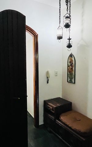 Casa para alugar com 270m², 4 quartos e 6 vagas
