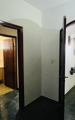 Casa para alugar com 270m², 4 quartos e 6 vagas