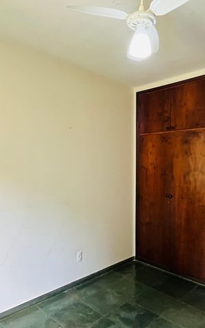 Casa para alugar com 270m², 4 quartos e 6 vagas