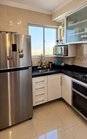 Apartamento à venda com 120m², 3 quartos e 2 vagas Apartamento à venda com 120m², 3 quartos e 2 vagasCozinha