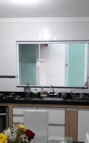 Casa à venda com 82m², 2 quartos e 2 vagas