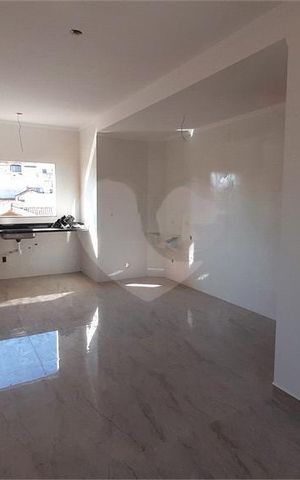 Casa de condomínio à venda com 40m², 2 quartos e sem vaga