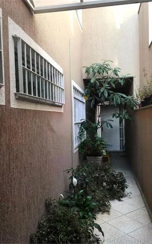 Casa à venda com 250m², 3 quartos e 3 vagas
